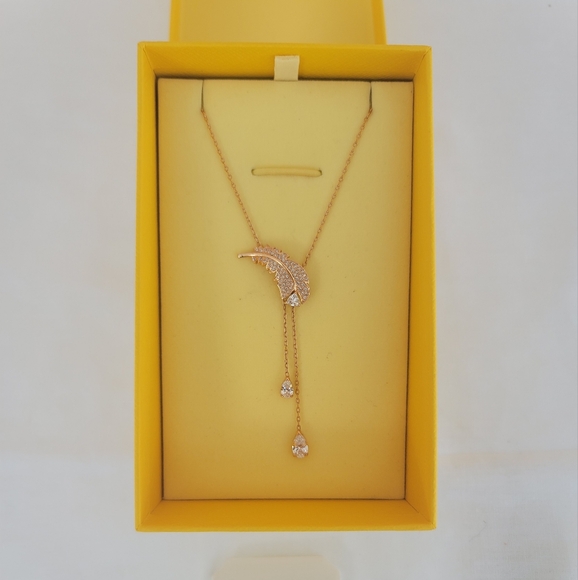 Swarovski Idyllia Y Feather Pendant Necklace Rose Gold Tone Plated - Picture 3 of 11